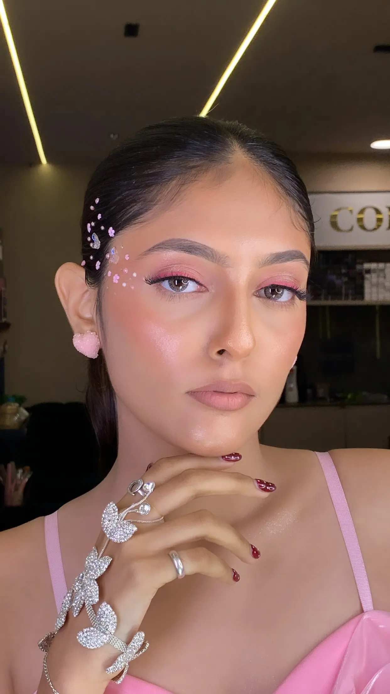 Professional makeup training demonstration in Surat
